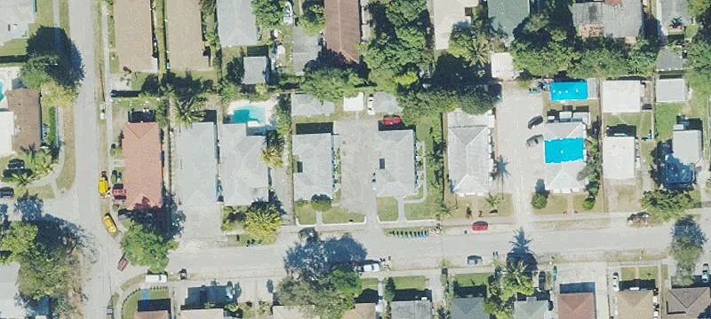 11-Unit Garden Apartment Building