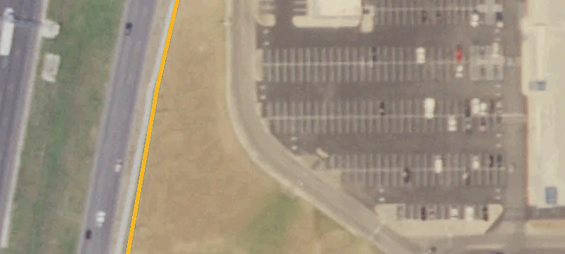 Shopping Center With Major Tenants