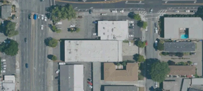Flex Building With Office and Showroom