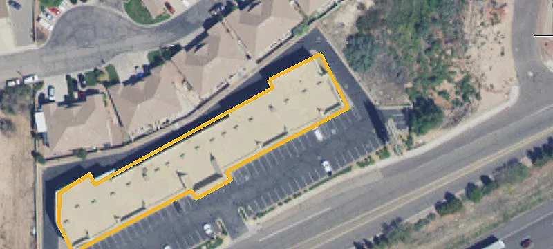 Multi-Tenant Shopping Center