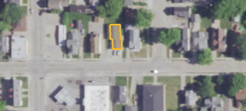 Bi-Level Duplex with Vacant Upper Unit