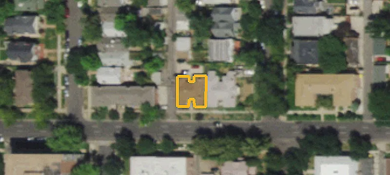 Renovated Duplex with Tandem Parking