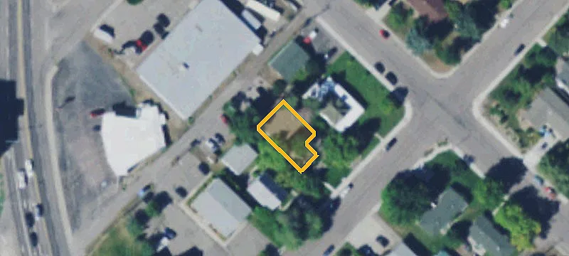 Five-Unit Apartment Building