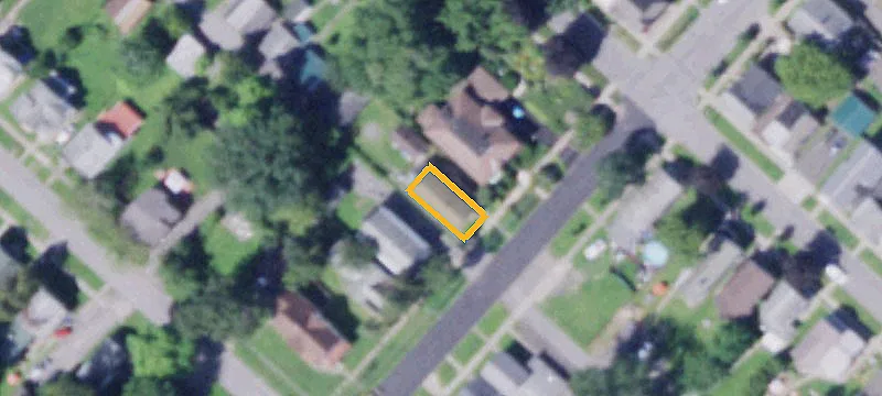 Duplex with Separate Utilities
