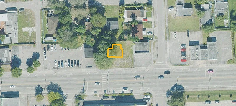 Corner Restaurant with Food Truck Parking