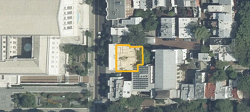 Garden-Level Live-Work Space