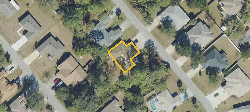 Duplex With Newer Roofs