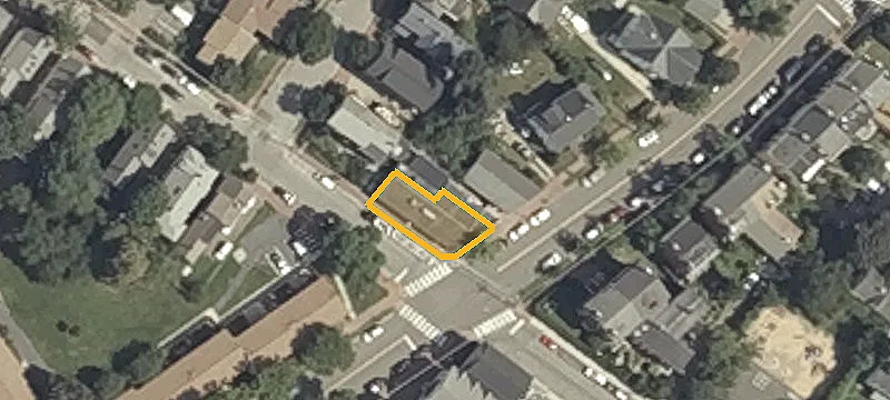 Freestanding Two-Space Storefront