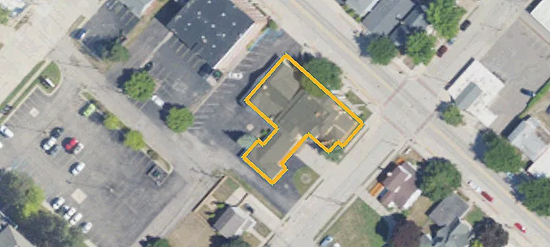Maintained Office Building with Garage