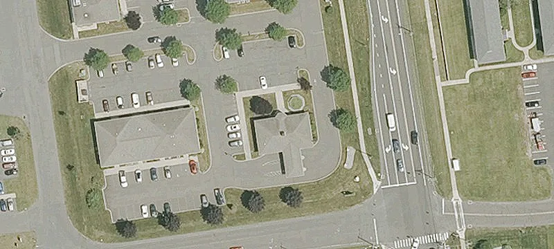 End-Cap Office Unit