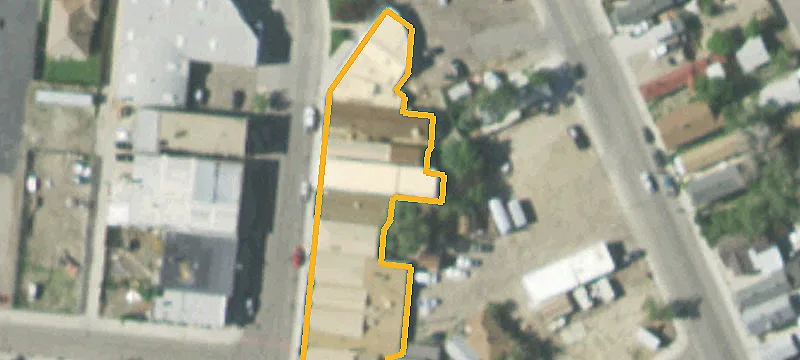 Storefront Building with Full Basement