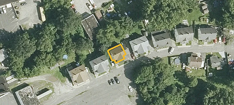 Remodeled Duplex with Private Yard