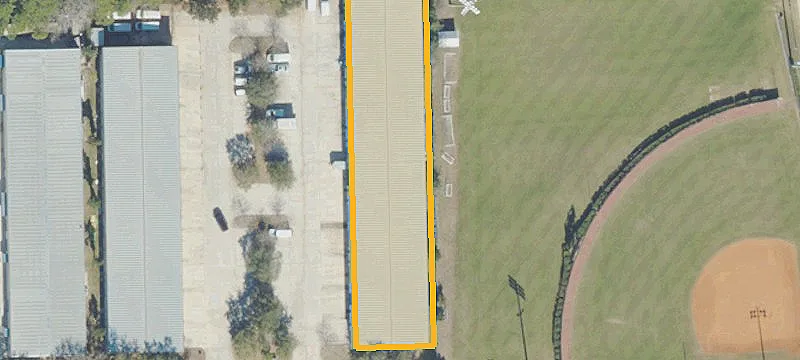 Flex Space with Overhead Door