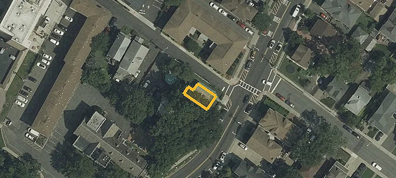 Two-Level Multifamily Apartment