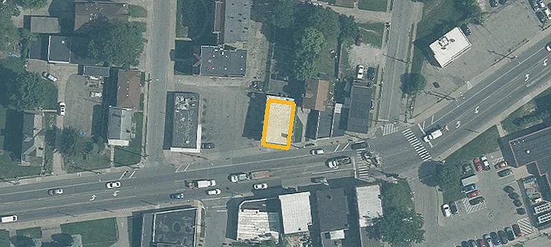 Mixed-Use Daycare and Apartments