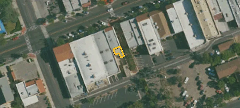 6-Unit Mixed-Use Building