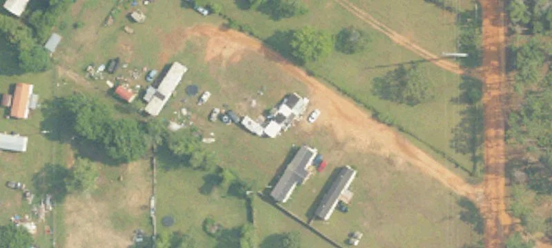 Mobile Home Park With 4 Homes