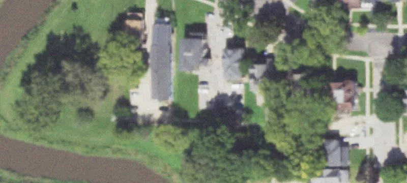 21-Unit Apartment Building Near NIU