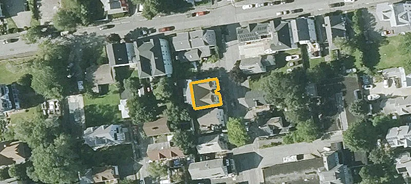 Three-Level Duplex with Decks