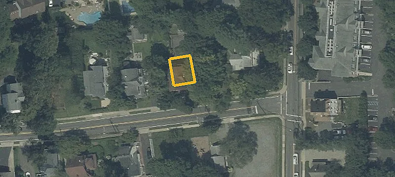 Three-Unit Triplex with Garage