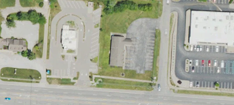 Retail Suite in Shopping Center