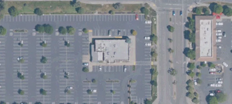Retail Shopping Center with Entertainment