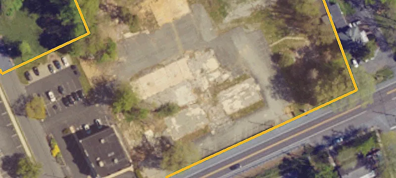 Signalized Commercial Land