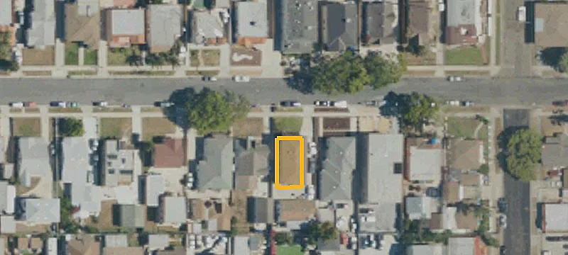 Four-Unit Property with Rear House
