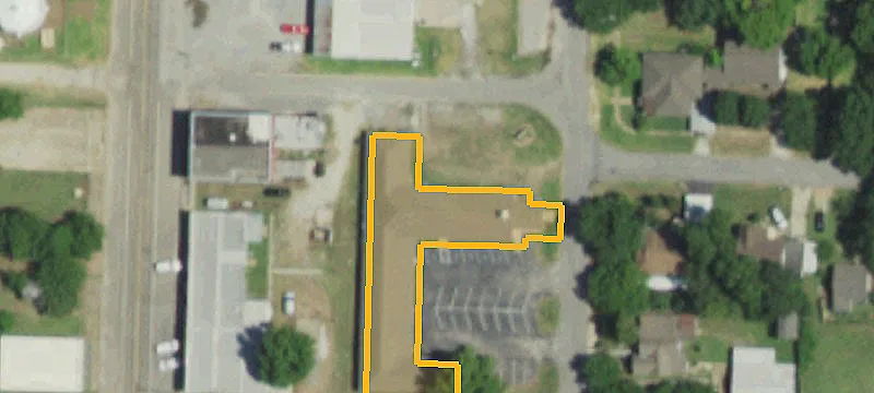 Single-Story Mixed-Use Property