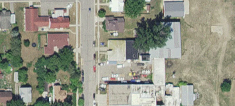 Auto Shop With Warehouse Area