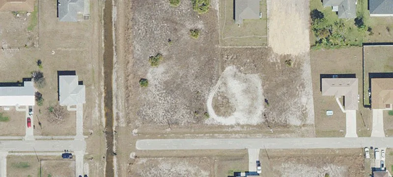 3816 35th St Sw, Lehigh Acres, FL 33976