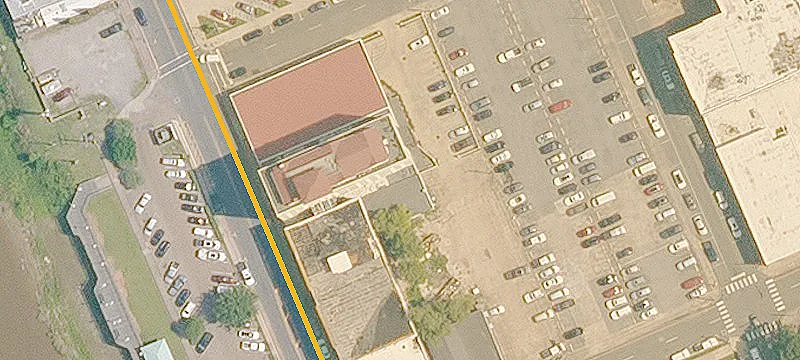 Office Unit with Shared Amenities