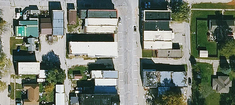 Mixed-Use Property with Apartment