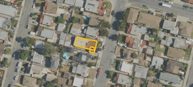4-Unit Multifamily Property