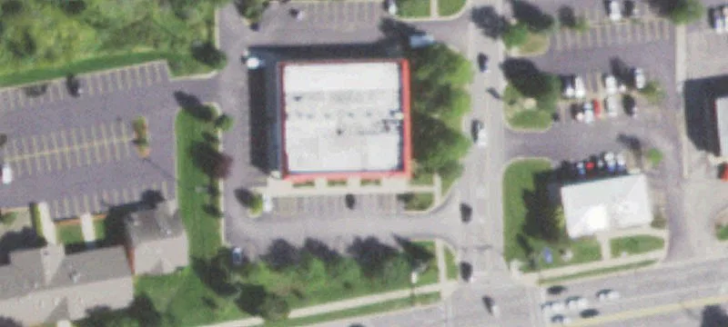 Signalized-Corner Office Unit