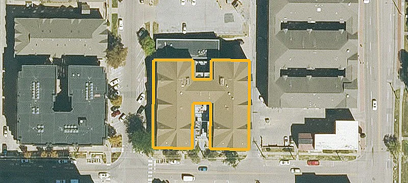 Office Unit with Shared Amenities