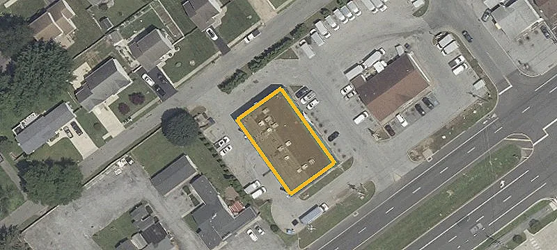 Retail Space with Highway Exposure