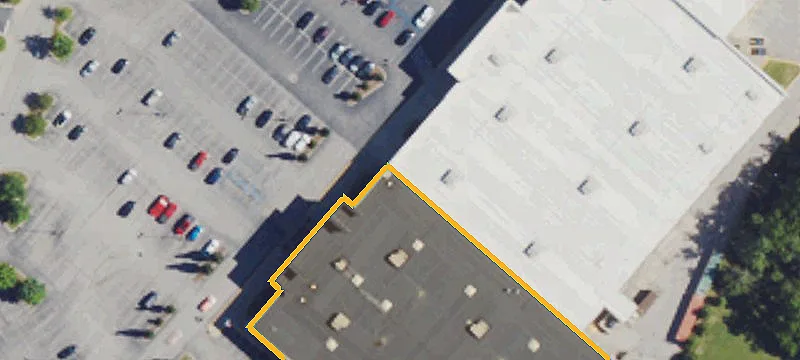 Retail Space Near Major Shopping Anchors