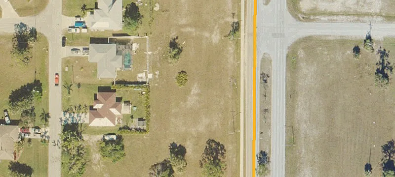 Commercial Land at Busy Corner