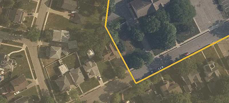 Duplex with Separate Utilities