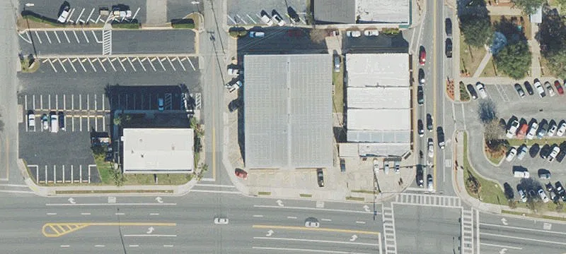 Open-Plan Storefront Unit