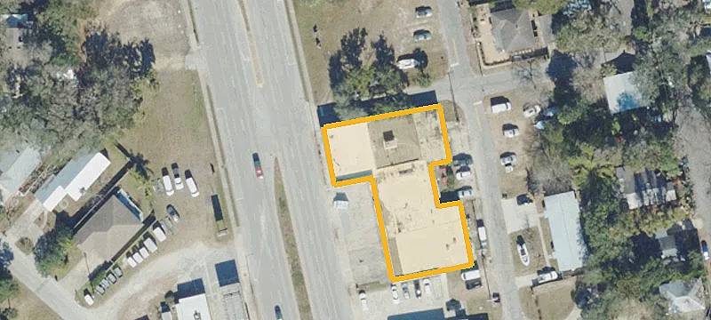 Multi-Tenant Shopping Center