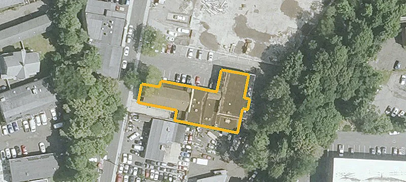 Office Unit With Loading Docks