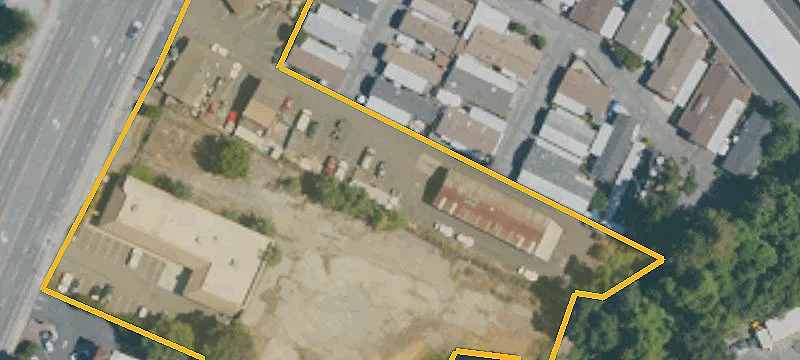 Mixed-Use Property with Auto Service
