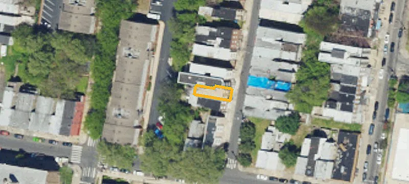 8-Unit Apartment Building