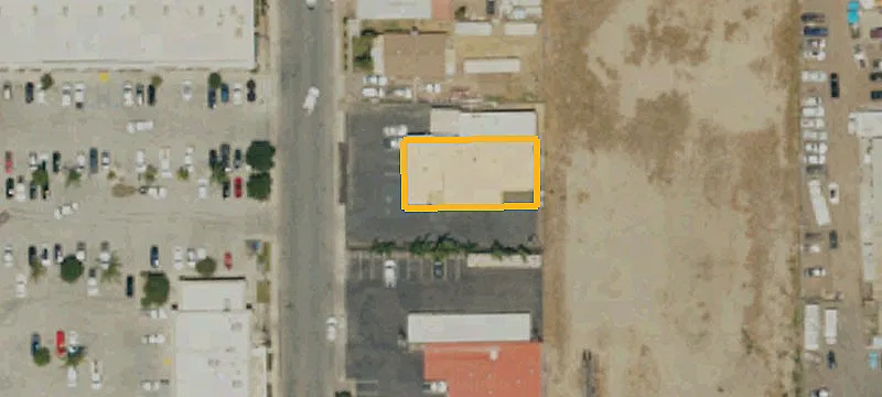 Remodeled Flex Space with Gated Yard