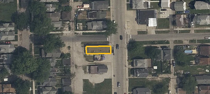 Corner-Lot Triplex