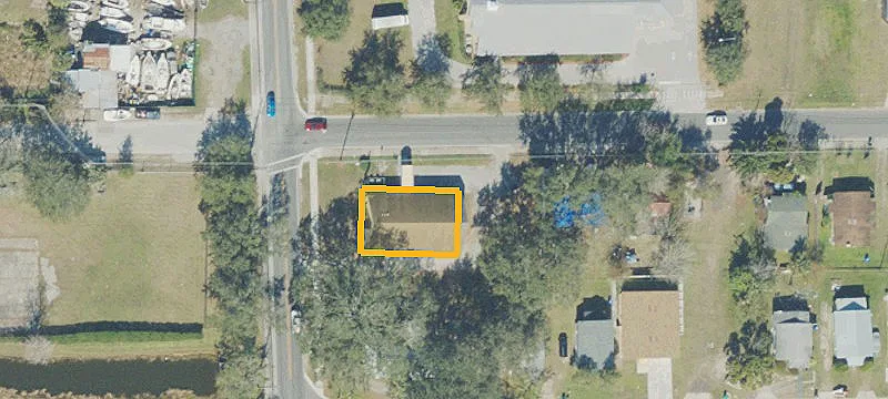 Automotive Office Suite with Parking