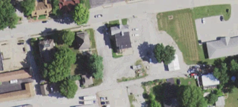 School Building with Flexible Layout