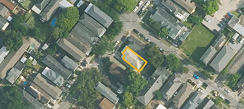 All-Stucco Duplex with Bonus Space